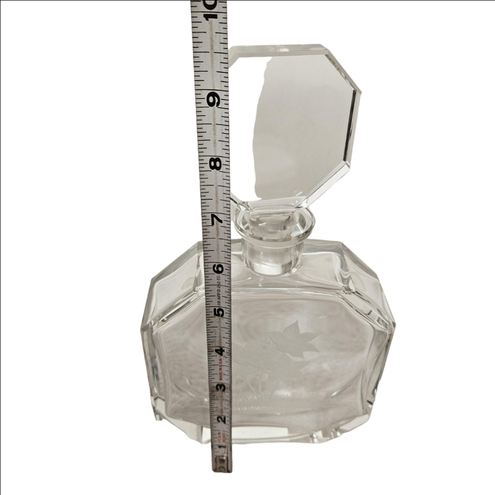 Aida Large Art Glass Perfume Bottle with Etched Lilies - Picture 7 of 9